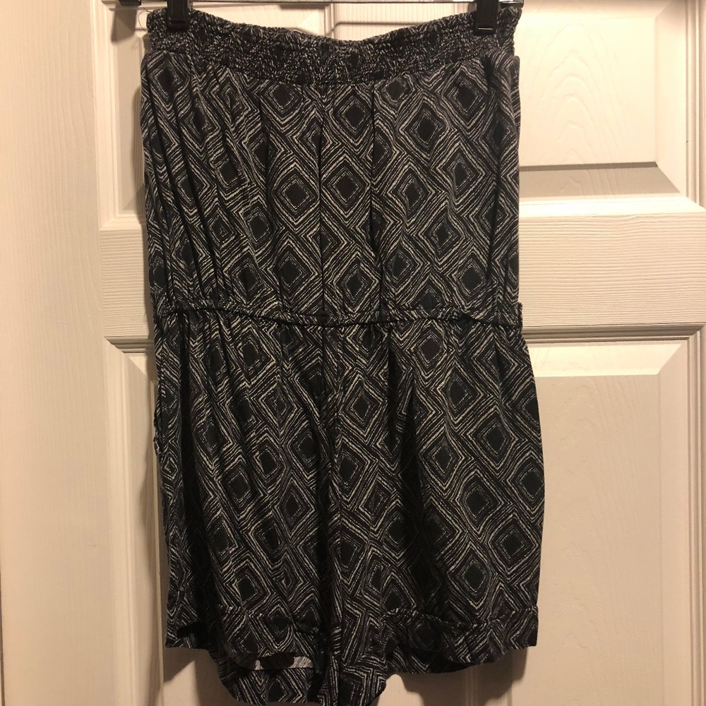 Strapless romper